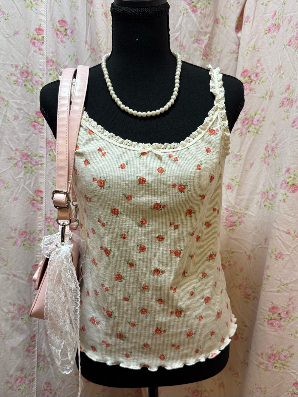 H&M Cream Ribbed Floral Lace-Trim Tank Top with Roses